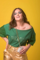 T-shirt Brasil Manga Curta Detalhe Paetê Verde