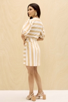 Vestido Curto Listrado com Decote em V