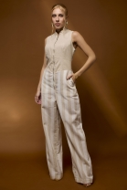 Macacão Zíper Frontal Mix de Texturas Cru