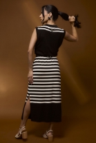 Vestido Midi Listrado Preto