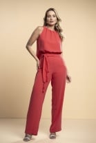 Macacão Soltinho com Recortes nas Costas Coral