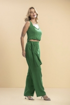 Conjunto de Calça com Amarração e Blusa Verde
