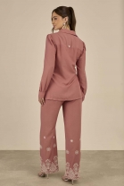 Conjunto de Calça e Camisa Bordada Rosa