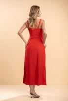 Vestido Longo de Alça Fina com Bordado Vermelho