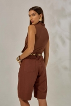 Conjunto de Bermuda e Blusa Gola Alta Marrom