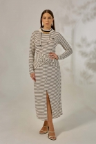 Conjunto de Saia e Blusa Manga Longa Listrado Preto