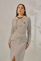 Conjunto de Saia e Blusa Manga Longa Listrado Preto