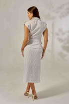 Conjunto de Saia Midi e Colete Off White