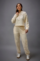 Conjunto de Calça Cargo e Moletom Off White