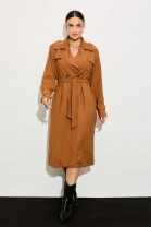 Sobretudo com amarração Marrom