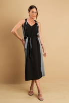 Vestido Mídi com Fendas Laterais Preto e Cinza