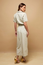 Conjunto de Saia Mídi e Camisa Verde