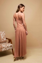 Vestido Longo com Bordado Lateral Mocha Mousse