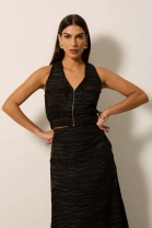 Conjunto de Saia Mídi e Blusa Preta