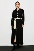 Vestido Longo com Abotoamento Frontal Preto