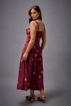 Conjunto de Saia Longa e Blusa Vinho