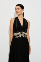 Vestido Longo em Decote V Preto