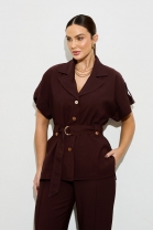 Conjunto de Calça e Camisa Marrom