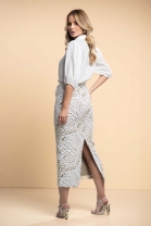 Conjunto de Saia Longa e Camisa com Amarração Frontal Off White