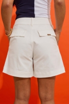 Short Off White