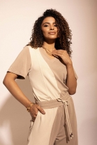 Conjunto de Calça e Blusa com Decote V Marrom