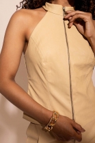 Conjunto de Calça e Blusa em Couro Bege