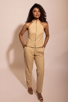 Conjunto de Calça e Blusa em Couro Bege