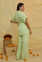 Conjunto de Calça e Camisa Listrada Verde