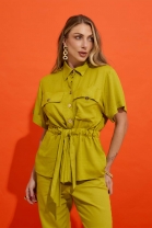 Conjunto de Calça e Camisa com Amarração verde