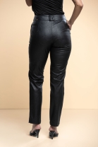 Calça em Couro Preta