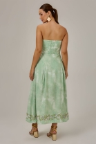 Vestido Longo com Bordado Verde