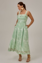 Vestido Longo com Bordado Verde