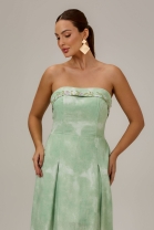 Vestido Longo com Bordado Verde