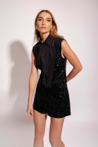 Conjunto de Short e Colete com Paetês Preto