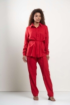 Conjunto de Calça e Camisa com Babado Vermelho