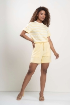 Conjunto de Shorts e Blusa Listrada Amarelo Manteiga