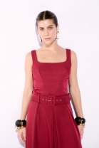 Conjunto de Saia e Cropped com Decote Reto Vinho