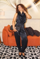 Conjunto de Calça e Blusa com Decote Drapeado Preto