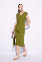 Vestido Mídi com Decote V e Fenda Lateral Verde