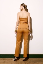 Conjunto de calça e blusa Tomara que Caia Caramelo