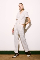 Conjunto de Calça e Blazer Manga Curta Listrado