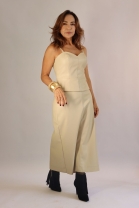 Conjunto de Saia Longa e Cropped Bege