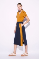 Conjunto de Saia Mídi e Blusa Laranja