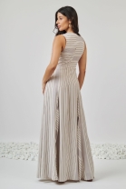 Vestido Longo com Decote Listrado