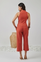 Conjunto de Calça Pantacourt e Blusa Terra