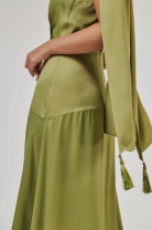Vestido Longo Fluido Acetinado Verde