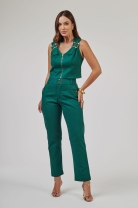 Conjunto de Calça e Cropped com Detalhes em Fivela
