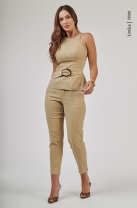 Conjunto Calça e Blusa com Cinto de Feixo Metalico